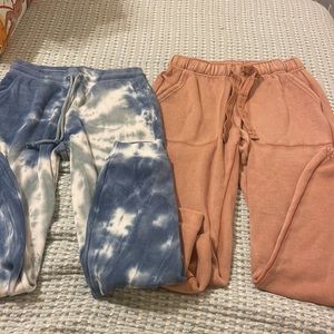 Bundle of 2 American eagle sweatpants NWT